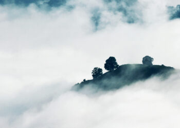 Vẻ đẹp của mây trên đỉnh